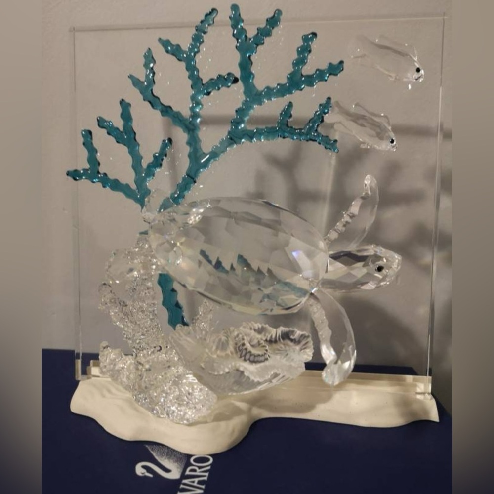 Swarovski crystal Wonders of the Sea W/ free Plaque